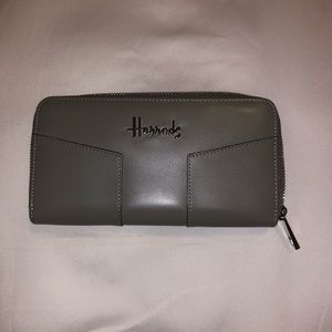 Harrods Grey Wallet 🌷